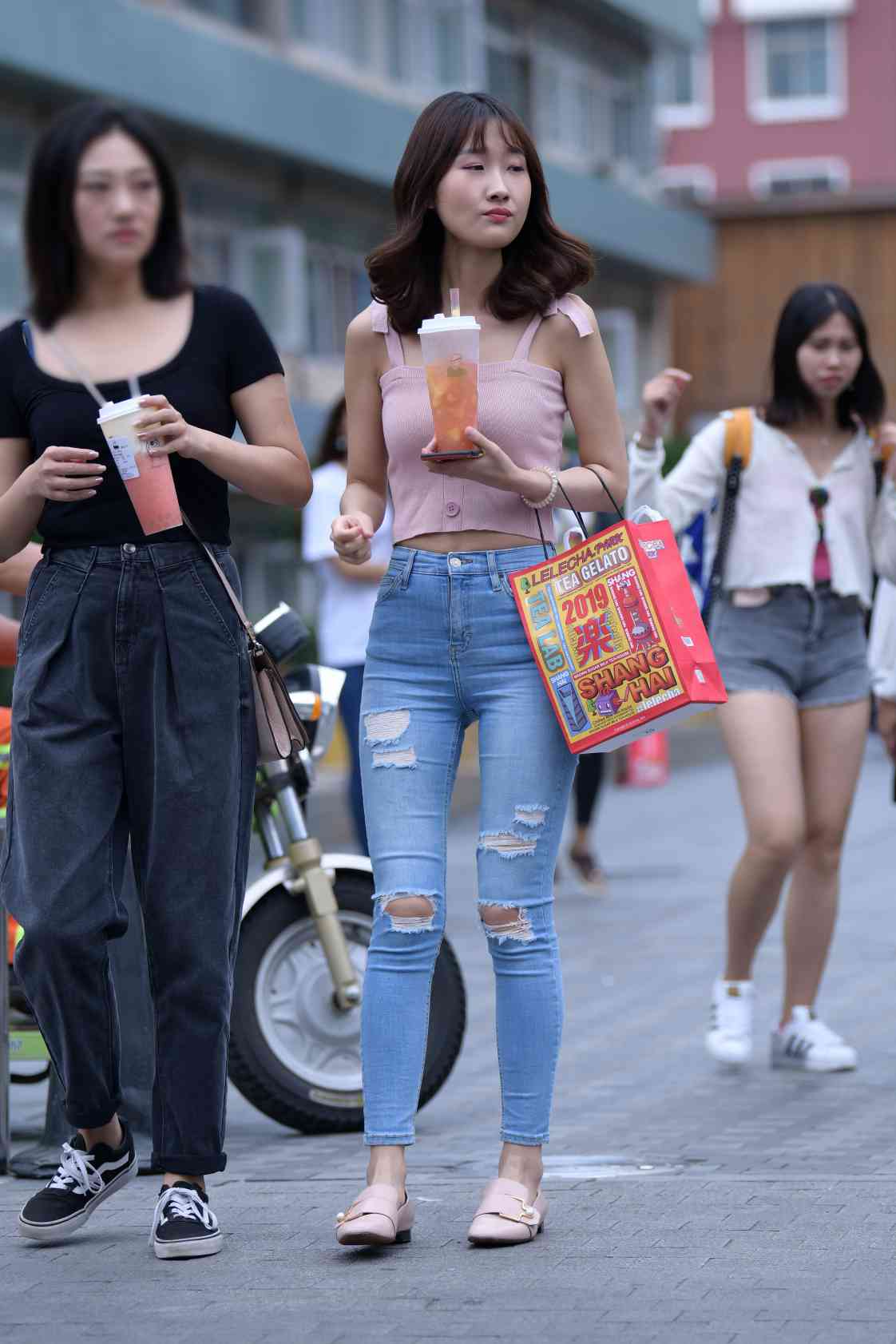 图片[2]-【免费】紧身牛仔裤女生【18P】04014-枫林图图