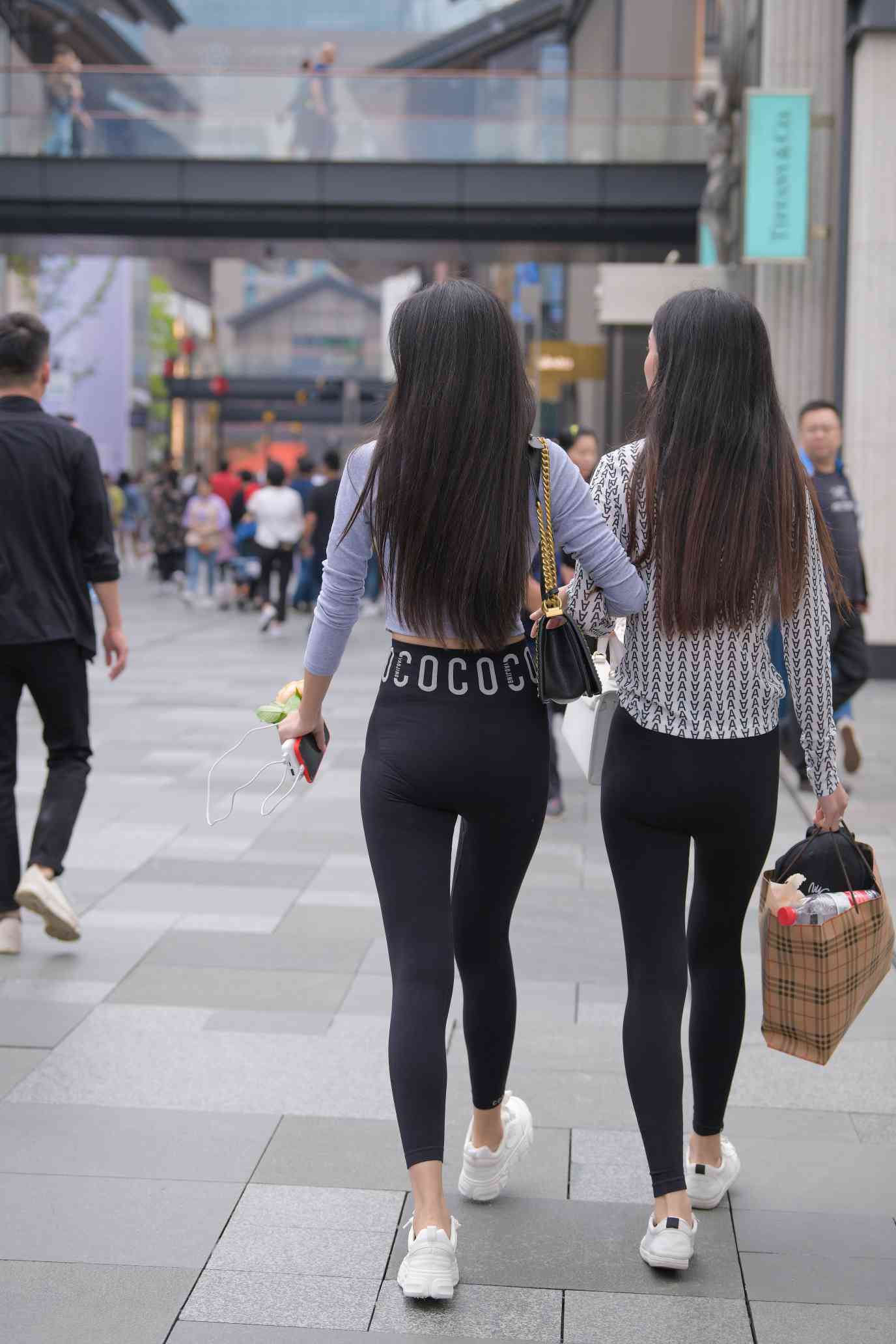 图片[3]-【免费】逛街的两个瑜伽裤姑娘【40P】04030-枫林图图