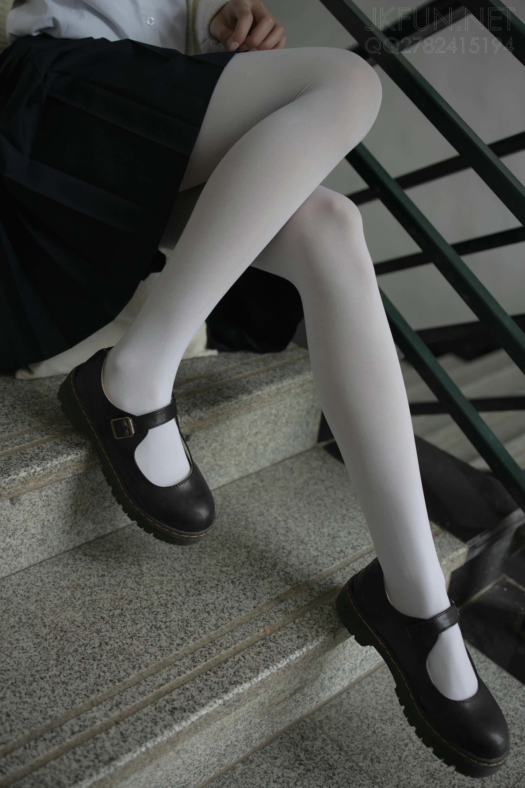 图片[4]-甜美可人的白丝姑娘【127P】J2555-枫林图图