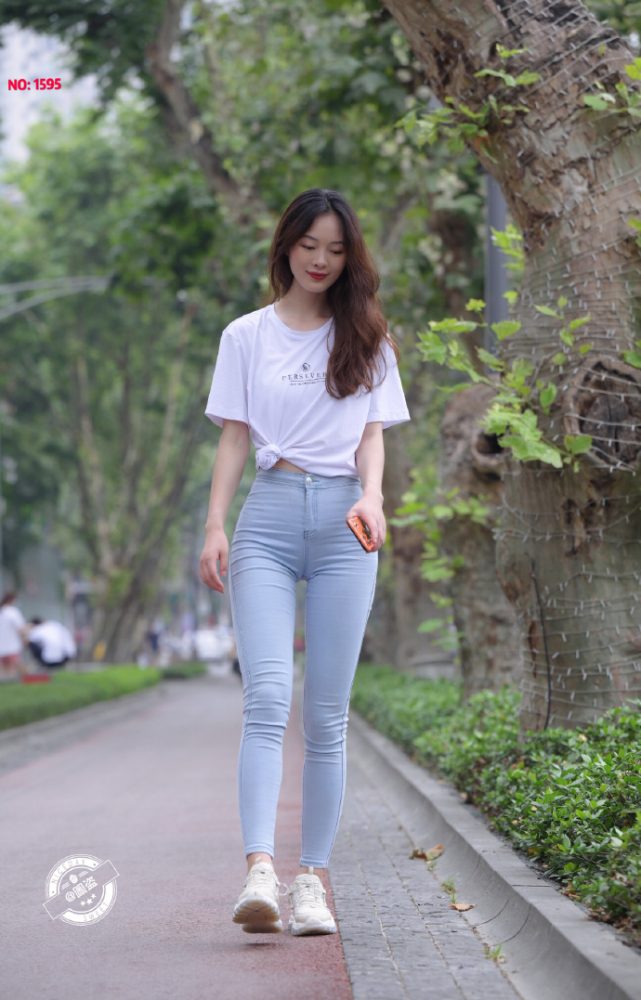 个子非常高的紧身牛仔裤女孩J2065 879P1V-25.5GB-枫林图图
