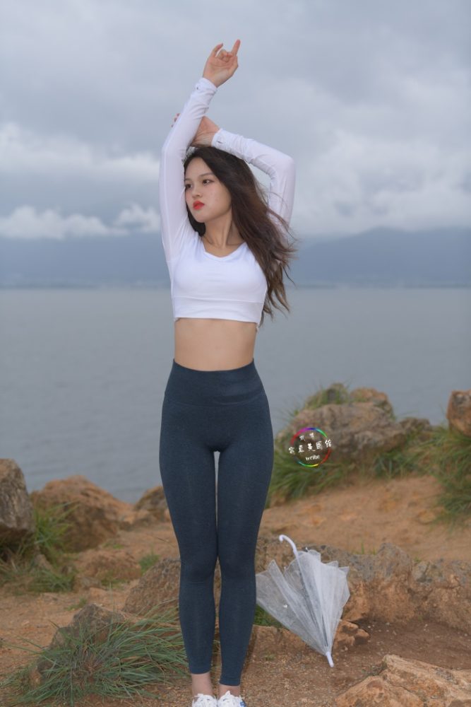 深蓝色瑜伽裤甜美女孩 J1320 514P2V-17.5GB-枫林图图