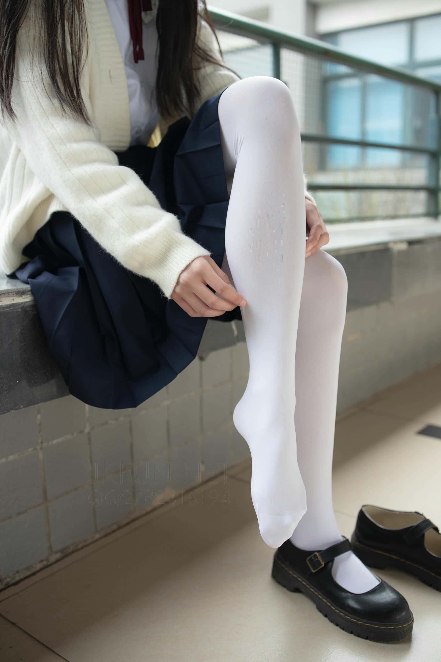 图片[2]-甜美可人的白丝姑娘【127P】J2555-枫林图图