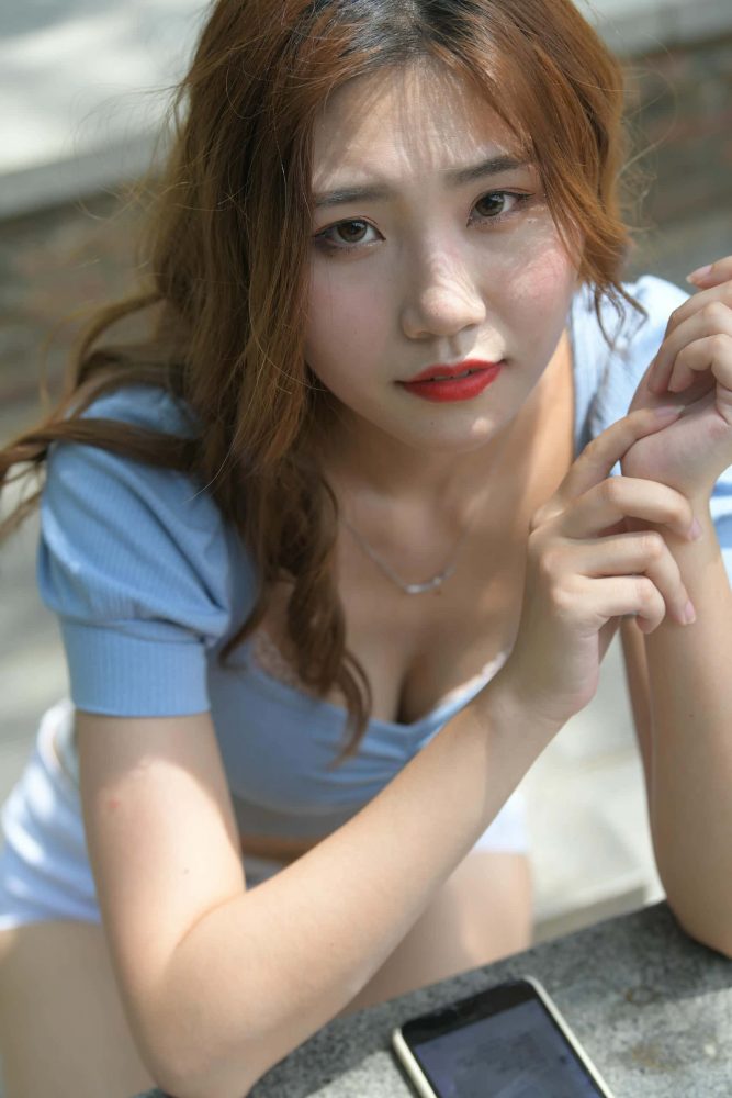白色热裤女孩【1133P】J1680-枫林图图