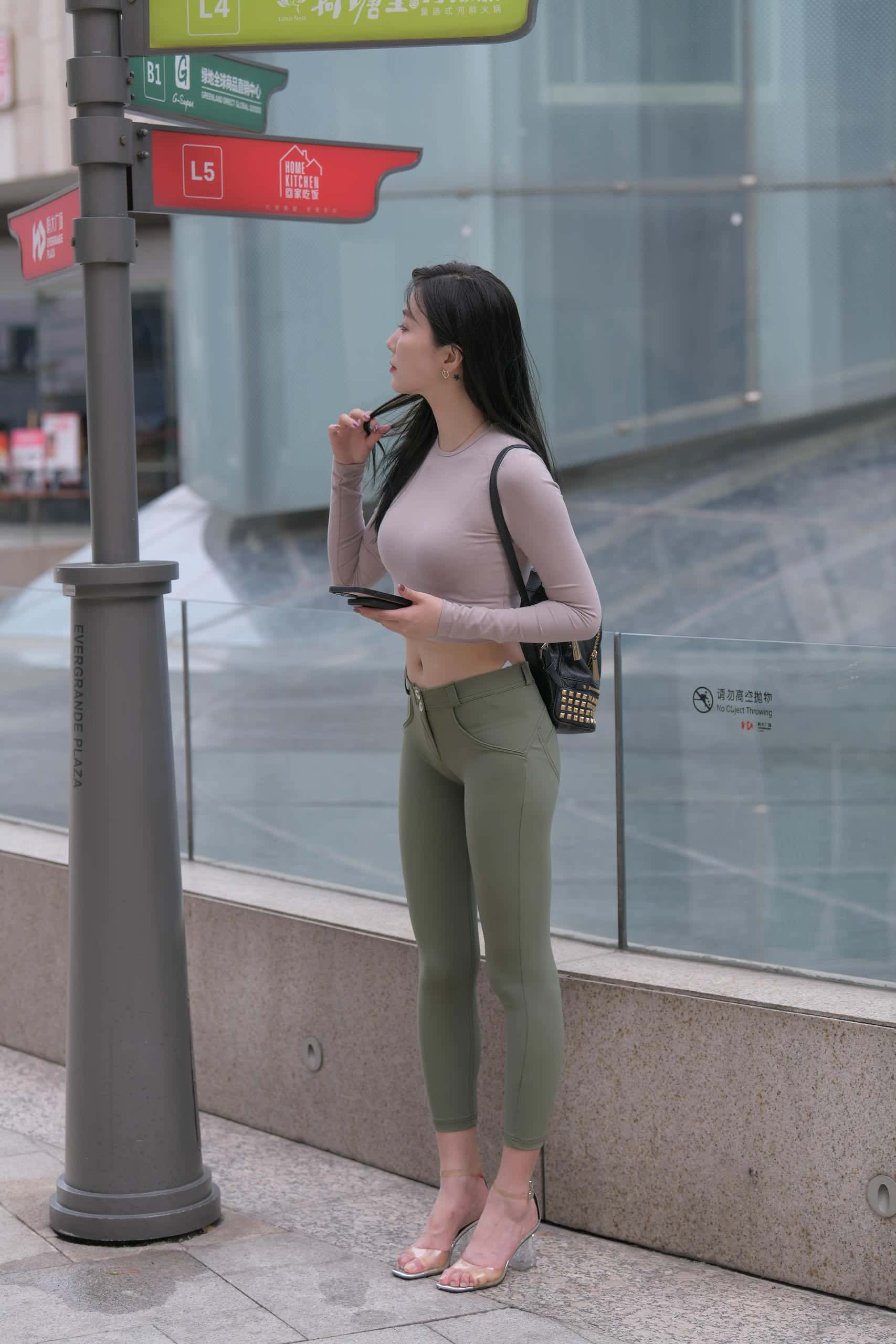 图片[2]-紧身牛仔裤身材很好的女人【529P】J2060-枫林图图