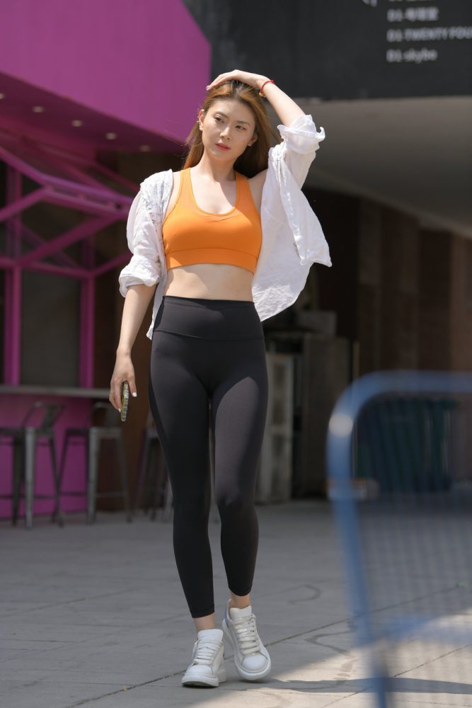 自信的瑜伽裤女孩J3670 712P-14.9GB-枫林图图