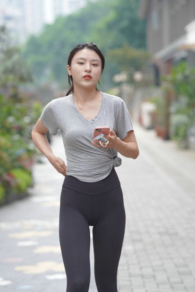 户外运动的瑜伽裤女孩J3008 845P2V-22.9GB-枫林图图