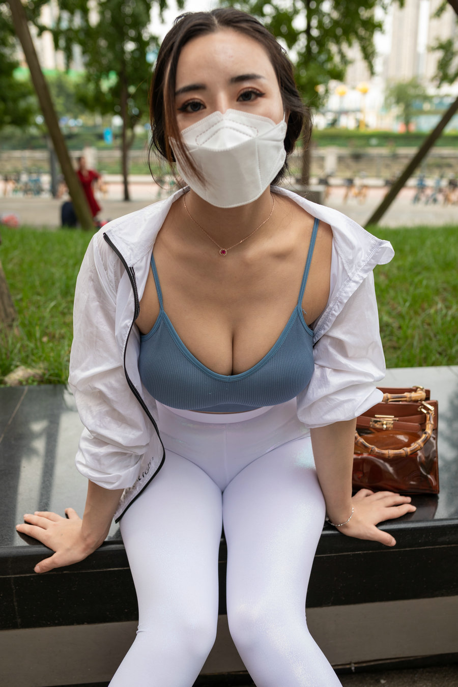 图片[1]-白色瑜伽裤女孩很漂亮 J1518 856P4V-30.0GB-枫林图图