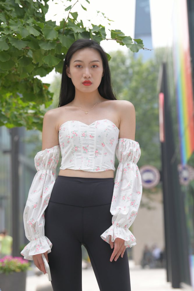 黑色瑜伽裤女孩J2212 740P1V-23.6GB-枫林图图