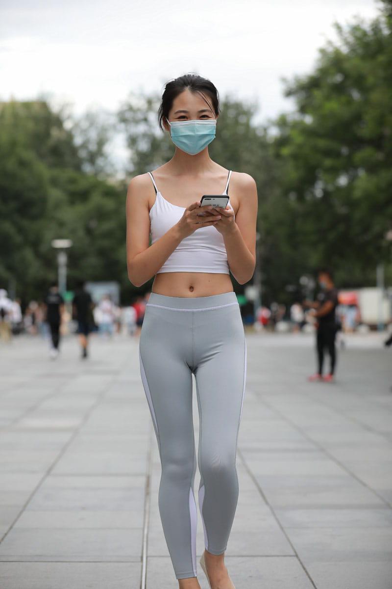 图片[4]-灰色瑜伽裤姑娘笑容超甜 J5074 180P2V-2.15GB-枫林图图