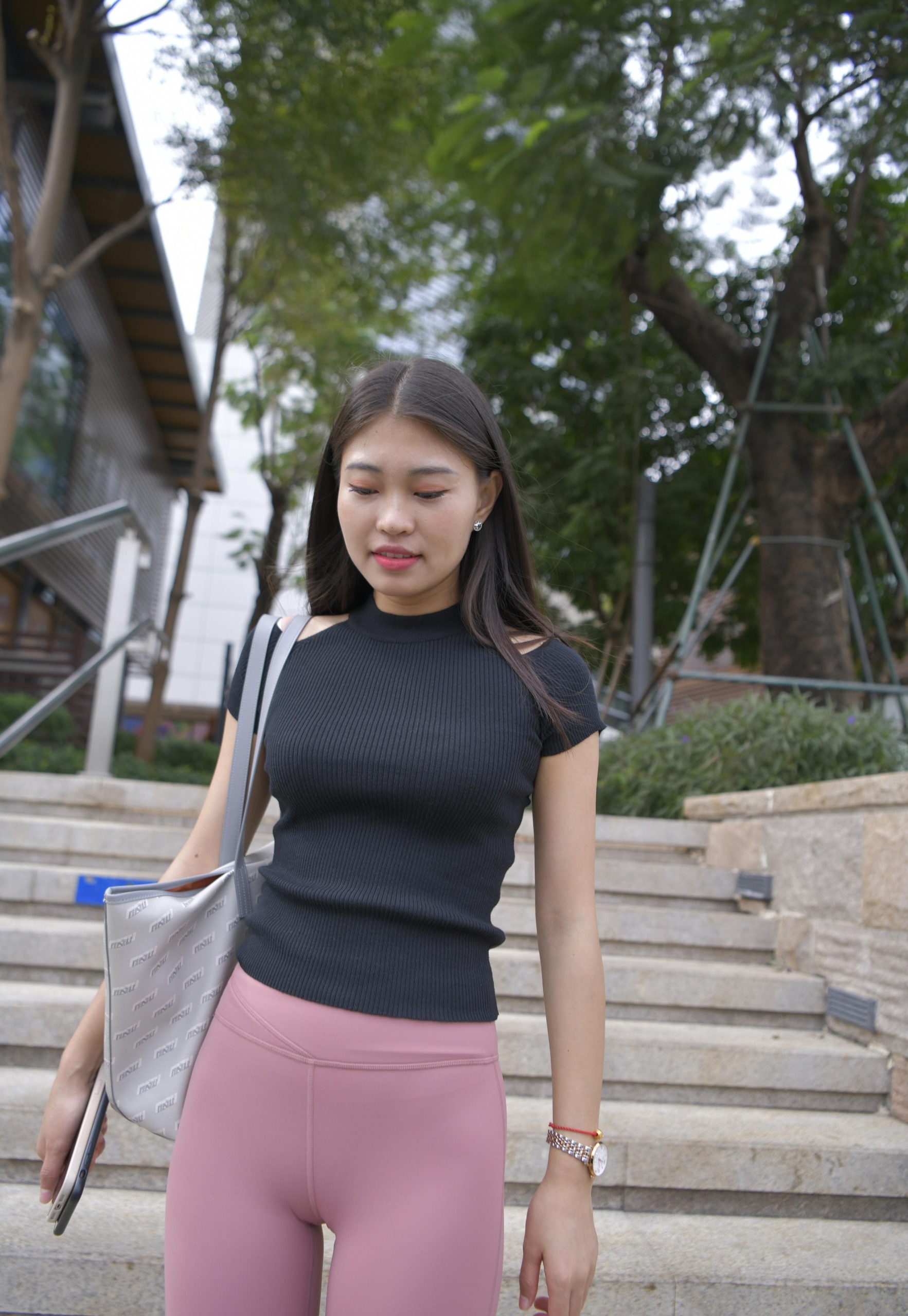 图片[2]-走在街头的瑜伽裤小女人 J1530 213P1V-9.18GB-枫林图图