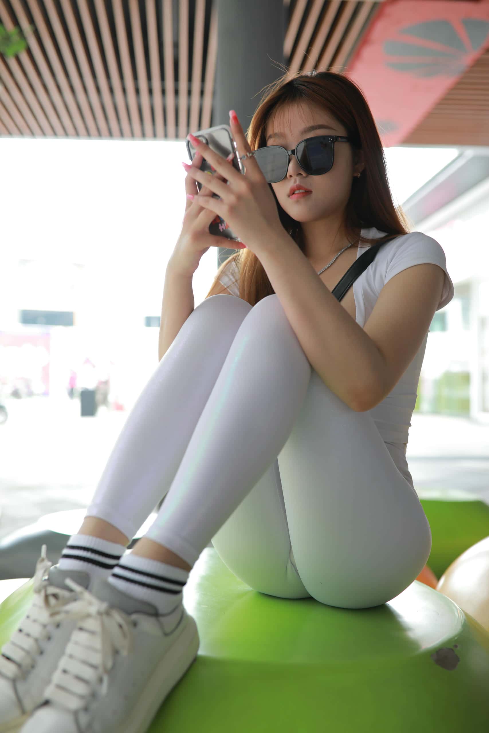 图片[3]-看上去拽拽的瑜伽裤女孩【425P】J1695-枫林图图