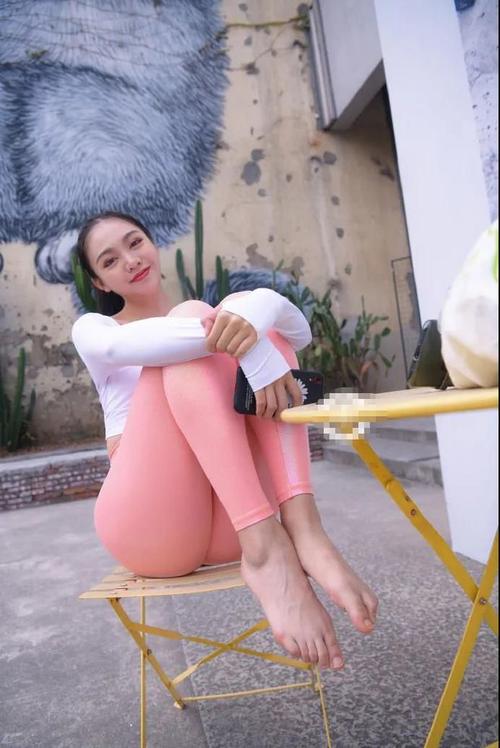 图片[3]-粉色紧身裤漂亮女孩 J1433 749P1V-20.0GB-枫林图图
