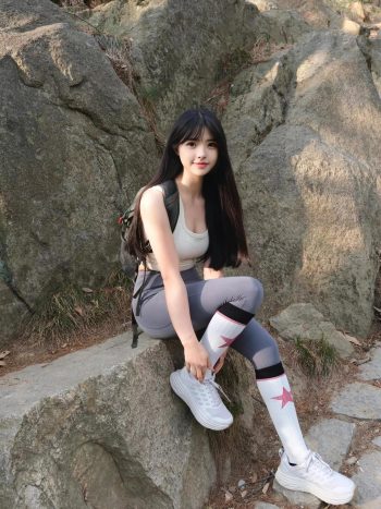 图片[7]-爱爬山的瑜伽裤MM，太甜美了！~-枫林图图