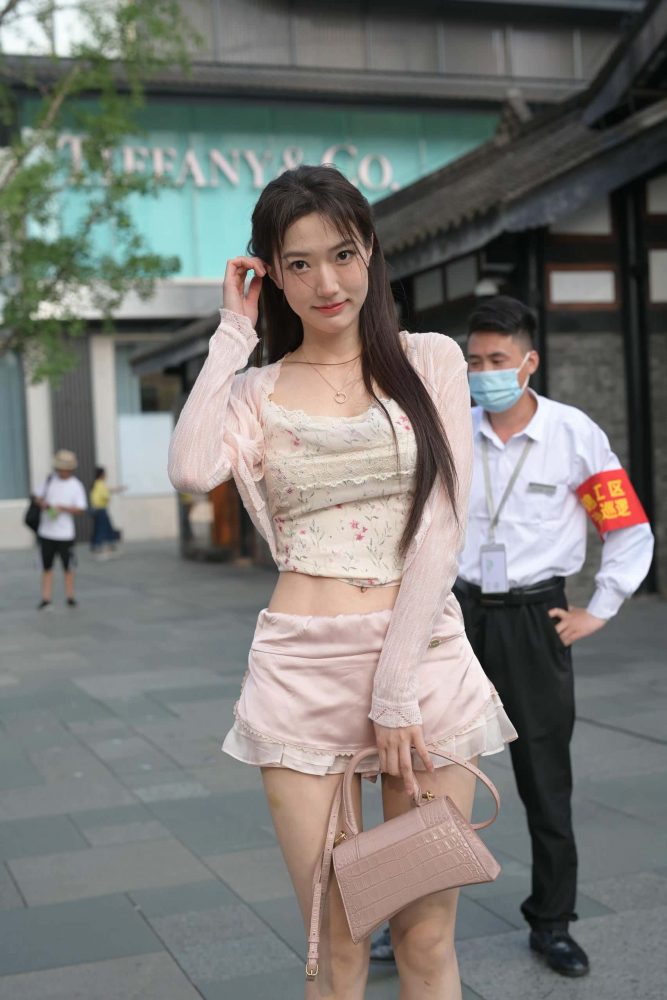 穿蕾丝蛋糕裙的粉色系少女【131P】J7577-枫林图图