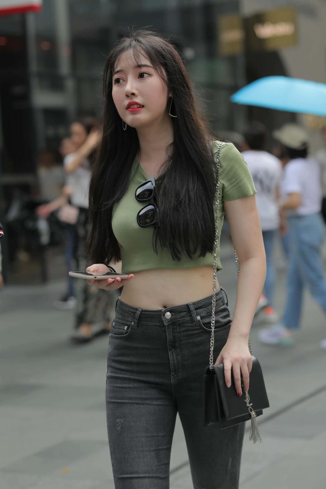 甜美靓丽牛仔裤女孩 【106P】J4144-街图社