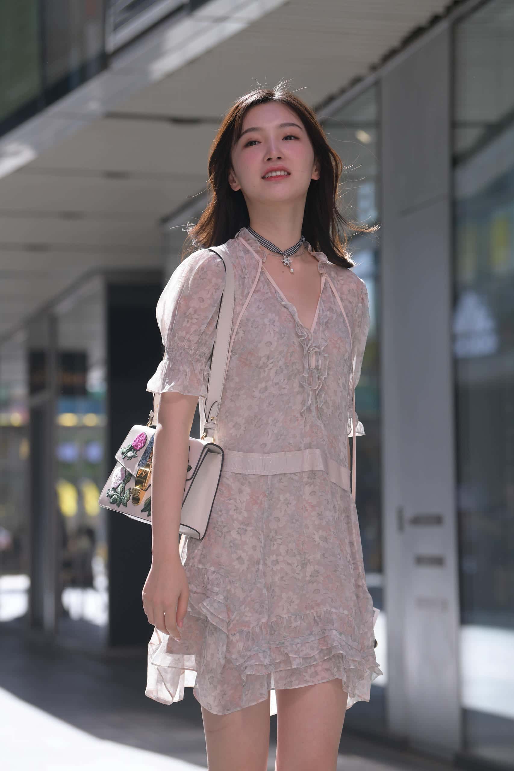 图片[2]-笑容甜美的连衣裙姑娘【24P】J1814-枫林图图
