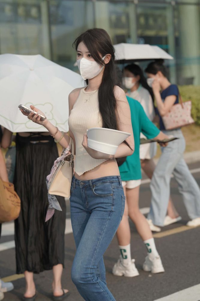 清纯喇叭牛仔裤女孩 【79P】J3591-枫林图图